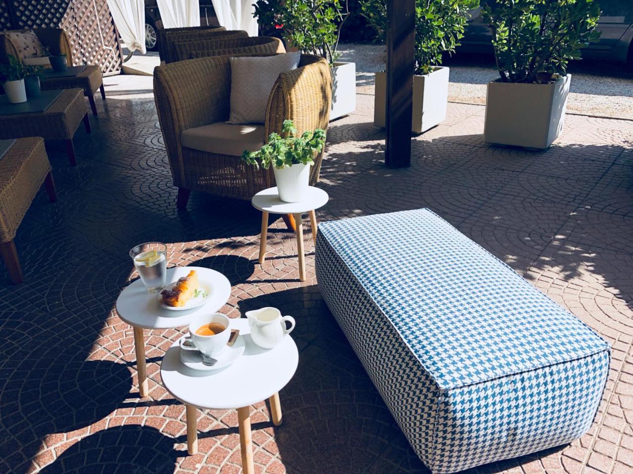 Hotel Aplo - Breakfast Experience Cervia Dış mekan fotoğraf